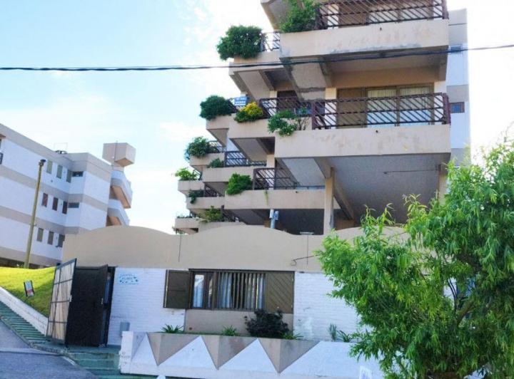 Departamento · 51m² · 2 Ambientes · 2 Cocheras