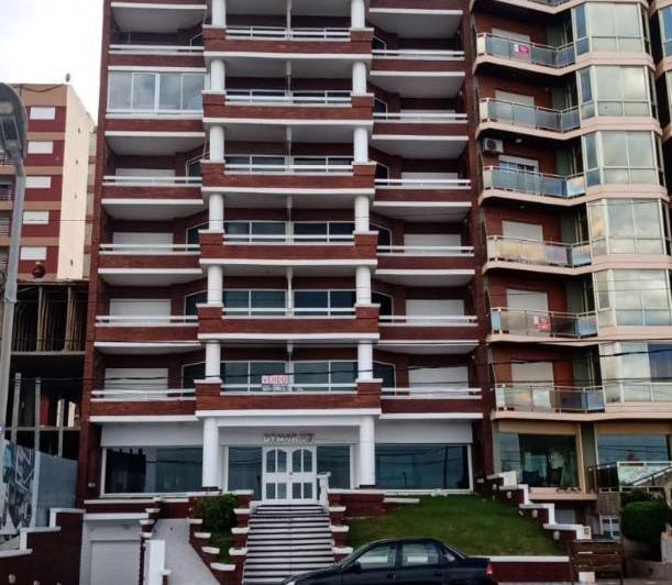 Departamento · 160m² · 4 Ambientes · 1 Cochera