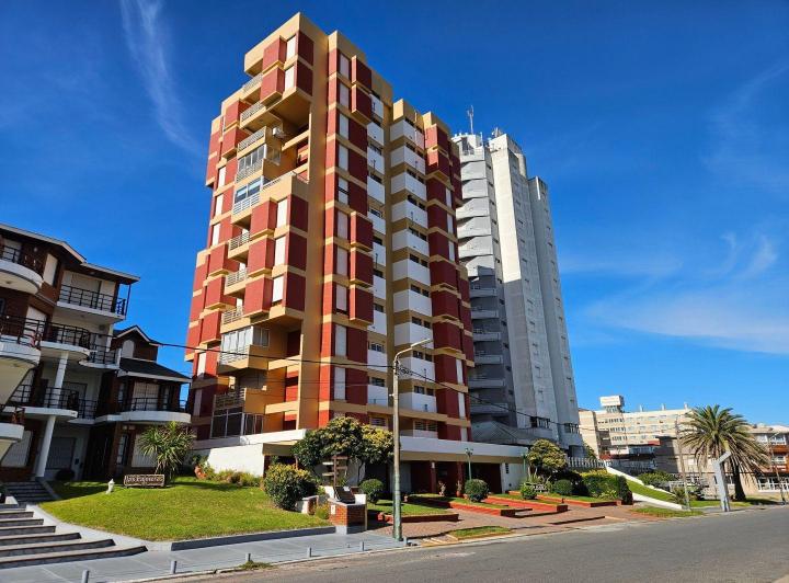 Departamento · 45m² · 2 Ambientes · 1 Cochera