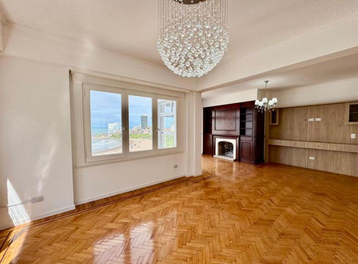 Departamento · 158m² · 4 Ambientes · 1 Cochera