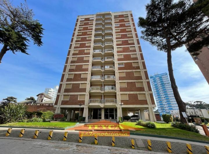 Departamento · 40m² · 2 Ambientes · 1 Cochera