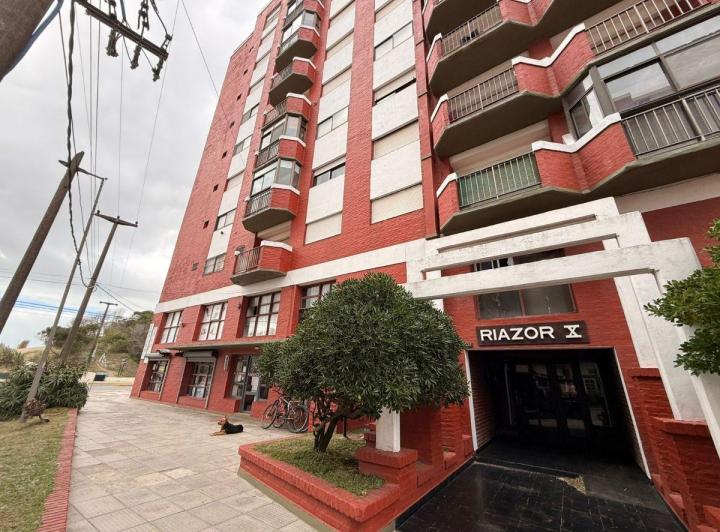 Departamento · 40m² · 2 Ambientes · 1 Cochera