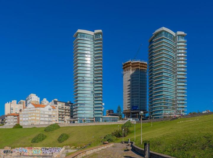 Departamento · 105m² · 3 Ambientes · 1 Cochera