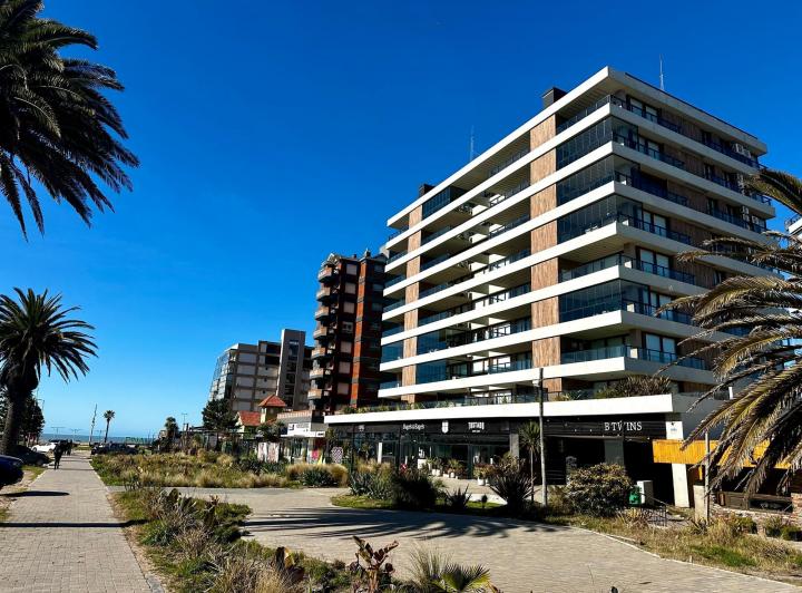 Departamento · 60m² · 2 Dormitorios · 1 Cochera