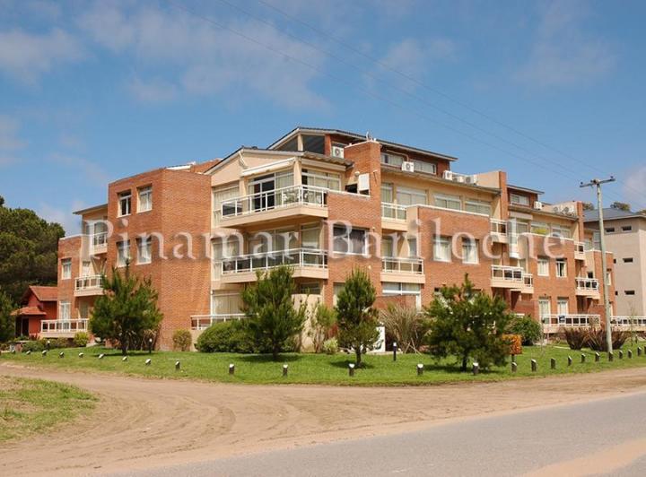 Departamento · 1m² · 5 Ambientes · 1 Cochera