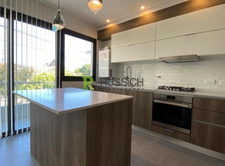 Departamento · 155ha · 4 Ambientes · 1 Cochera