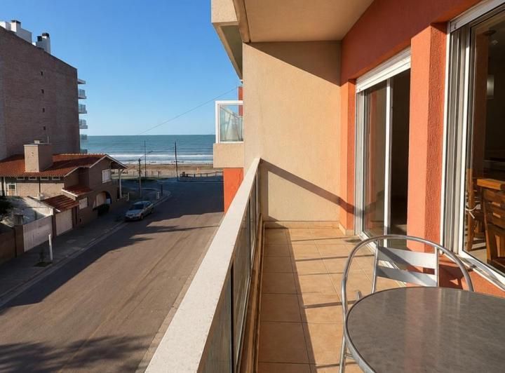 Departamento · 80m² · 4 Ambientes · 1 Cochera