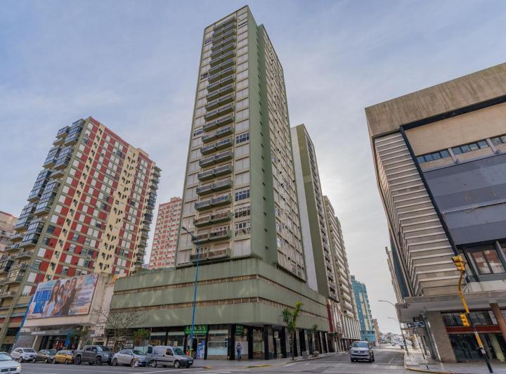 Departamento · 40m² · 2 Ambientes · 1 Cochera