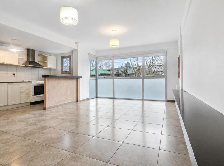 Departamento · 49m² · 2 Ambientes · 1 Cochera