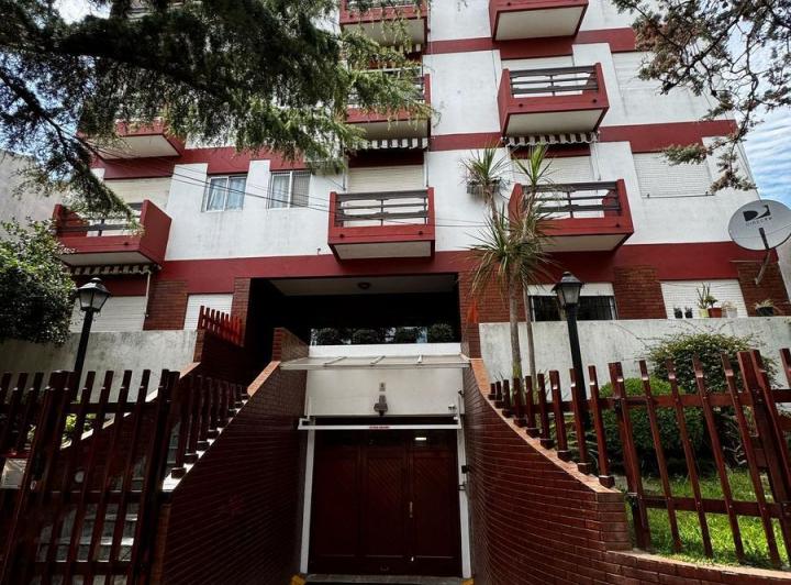 Departamento · 37m² · 2 Ambientes · 1 Cochera