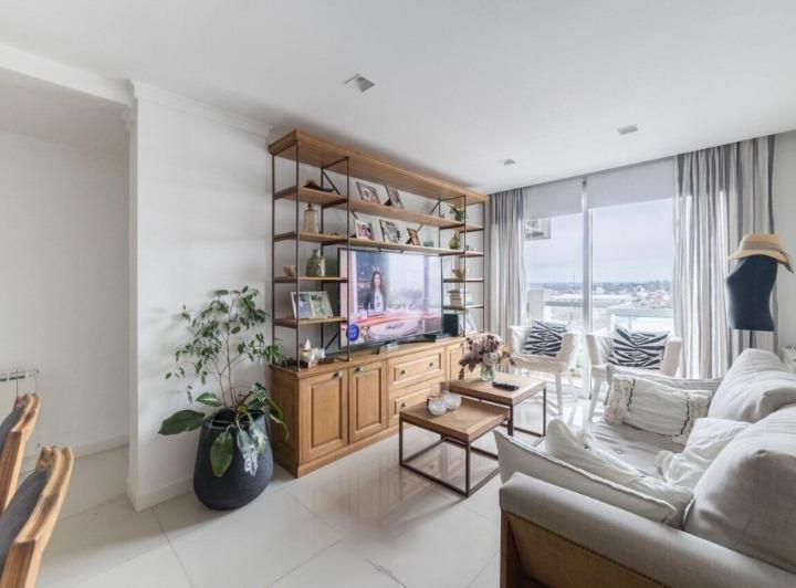 Departamento · 83m² · 4 Ambientes · 1 Cochera