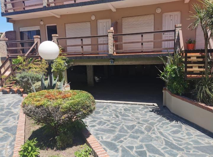 Departamento · 65m² · 4 Ambientes · 1 Cochera