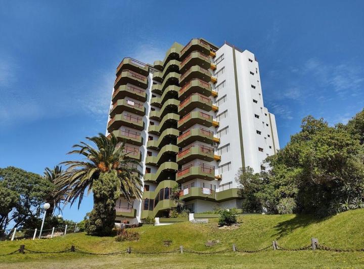 Departamento · 84m² · 4 Ambientes · 1 Cochera