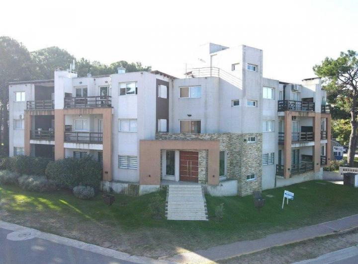 Departamento · 50m² · 2 Ambientes · 1 Cochera