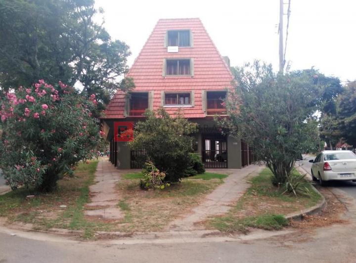 Departamento · 40m² · 2 Ambientes · 1 Cochera