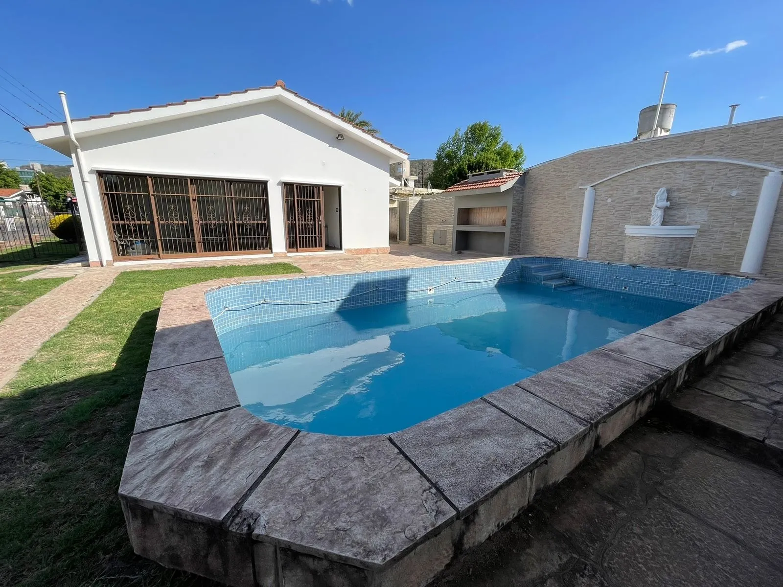 VENTA – Casa en PH con Jardín y Pileta – Barrio Santa Rita | Villa Carlos Paz