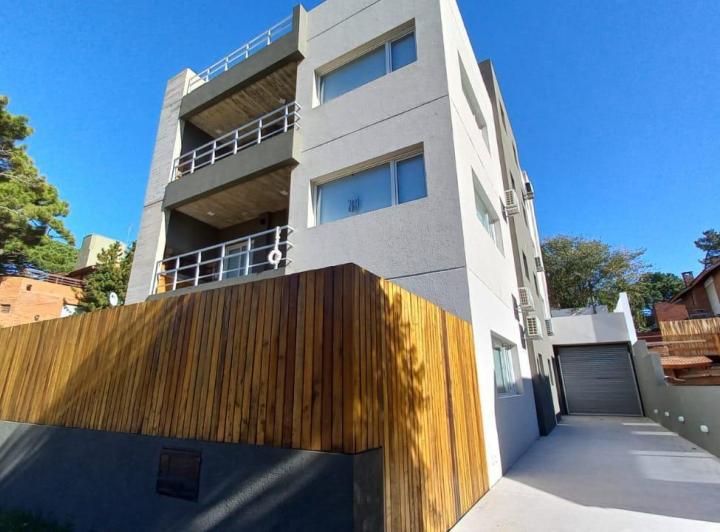 Departamento · 75m² · 2 Dormitorios · 1 Cochera