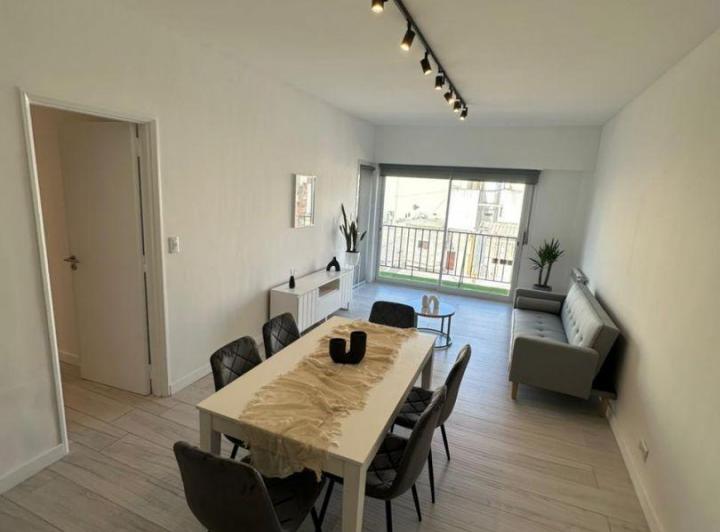 Departamento · 87m² · 4 Ambientes