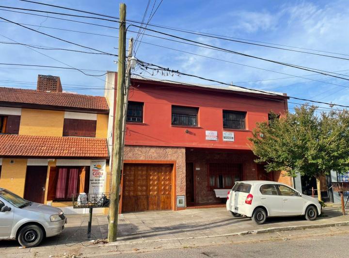 Departamento · 90m² · 5 Ambientes · 1 Cochera