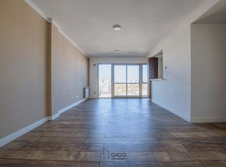 Departamento · 80m² · 3 Ambientes · 1 Cochera