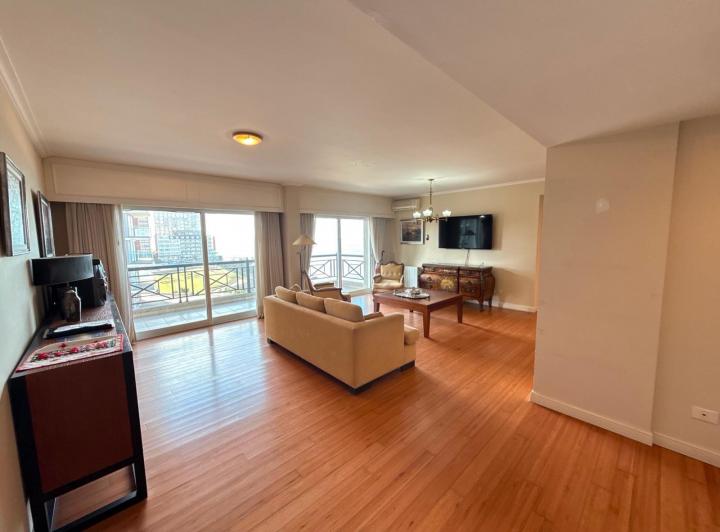 Departamento · 133m² · 4 Ambientes · 1 Cochera