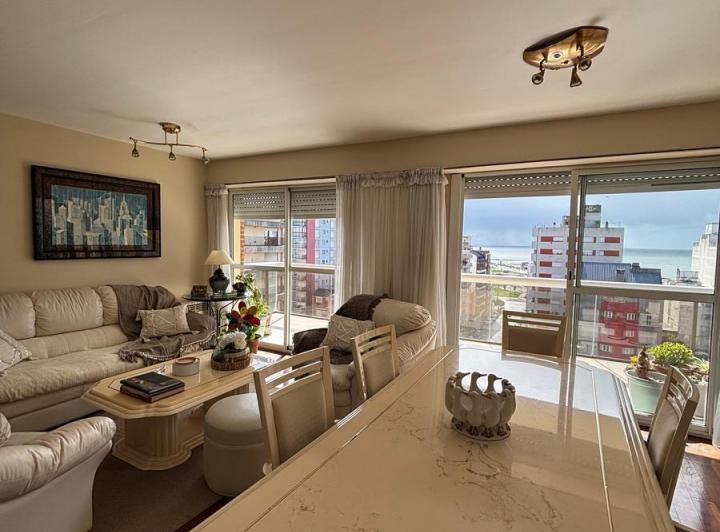 Departamento · 100m² · 4 Ambientes · 1 Cochera