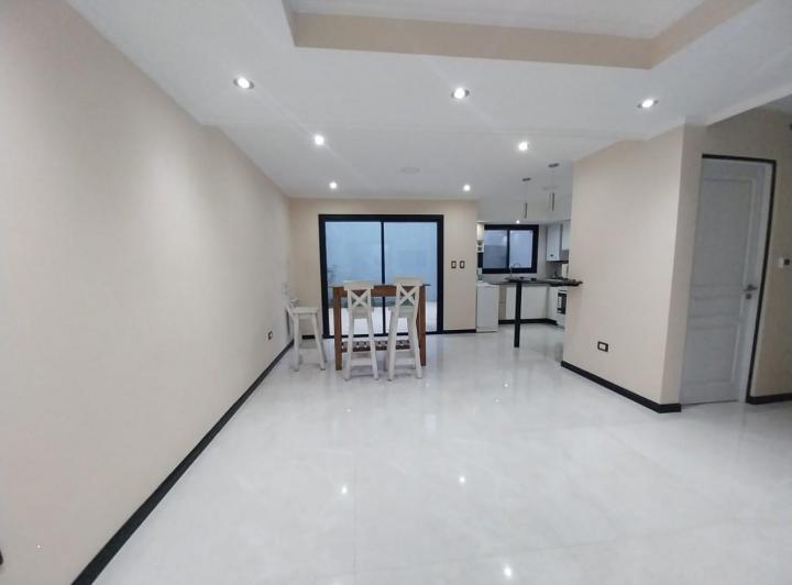 Departamento · 87m² · 4 Ambientes · 1 Cochera