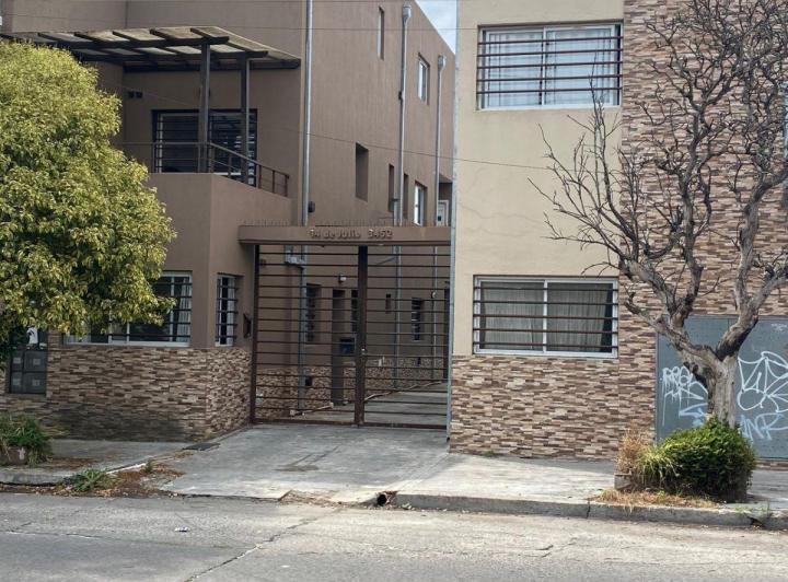 Departamento · 42m² · 2 Ambientes · 1 Cochera