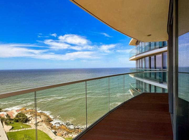 Departamento · 176m² · 4 Ambientes · 2 Cocheras