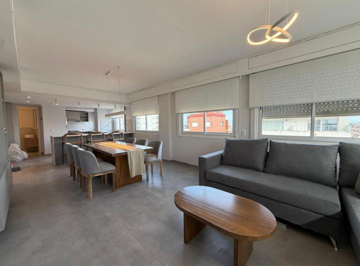 Departamento · 94m² · 4 Ambientes · 1 Cochera