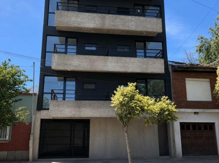 Departamento · 47m² · 2 Ambientes · 1 Cochera