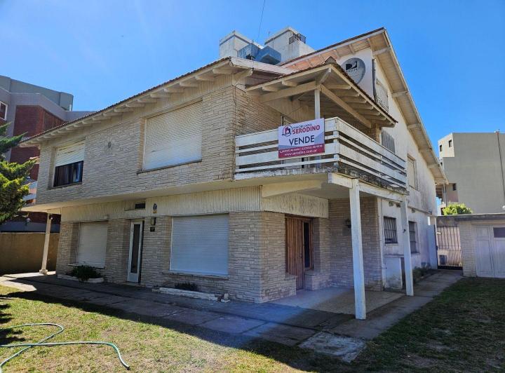 Departamento · 90m² · 4 Ambientes · 1 Cochera