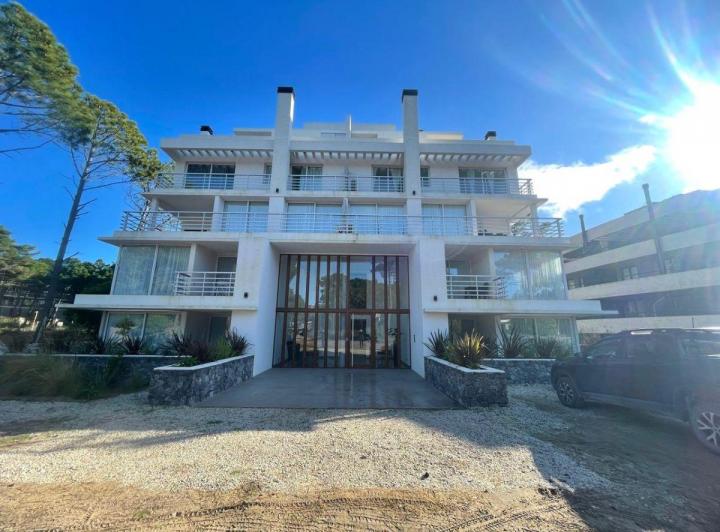 Departamento · 62m² · 3 Ambientes · 2 Cocheras
