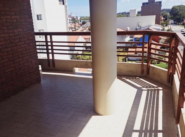 Departamento · 90m² · 3 Ambientes · 1 Cochera