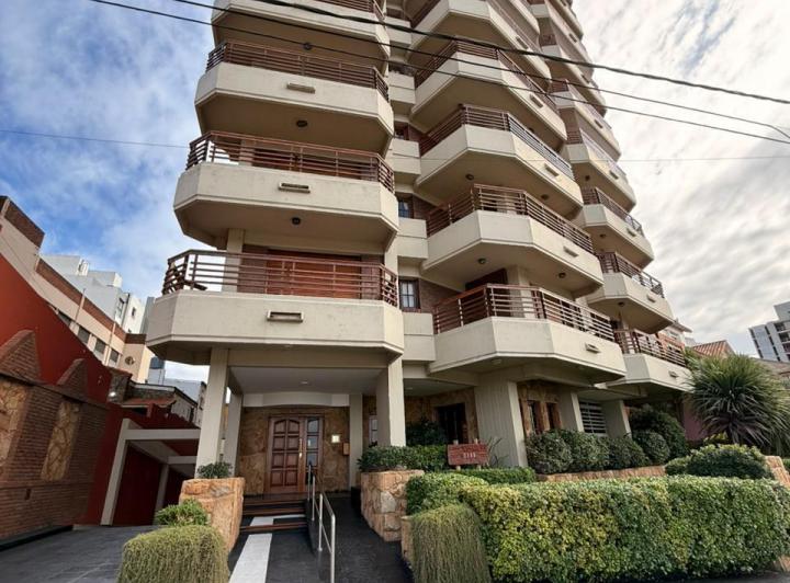 Departamento · 50m² · 2 Ambientes · 1 Cochera