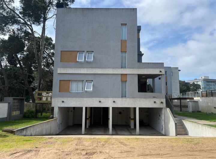 Departamento · 72m² · 4 Ambientes · 1 Cochera