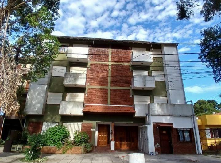 Departamento · 32m² · 2 Ambientes · 1 Cochera