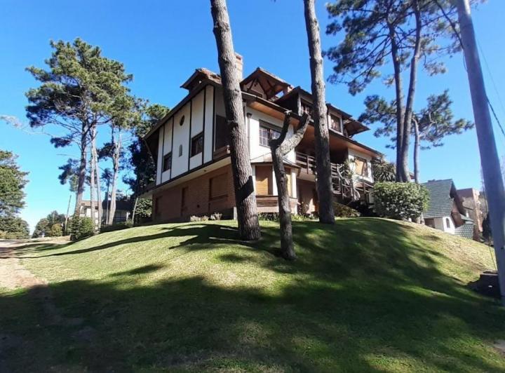 Departamento · 60m² · 3 Ambientes · 1 Cochera