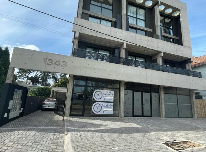 Departamento · 140m² · 3 Ambientes · 1 Cochera