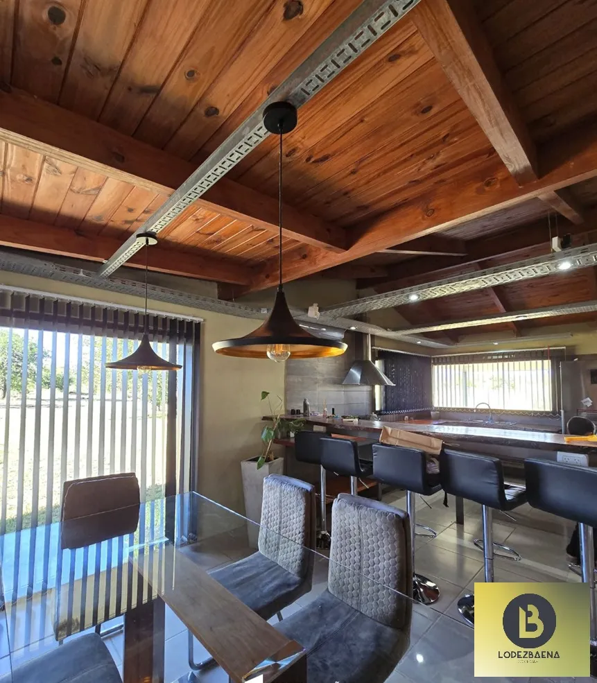 CASA + TERRENO PARA LOTEAR 2,5 HECTAREAS
