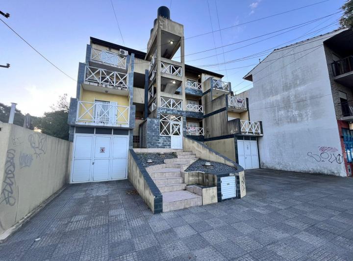 Departamento · 40m² · 3 Ambientes · 1 Cochera