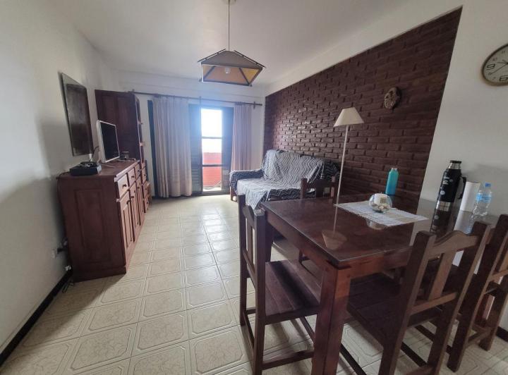 Departamento · 40m² · 2 Ambientes · 1 Cochera