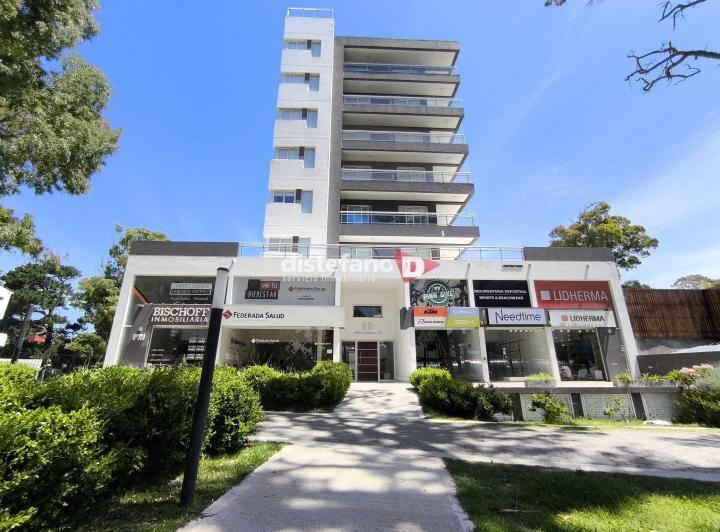 Departamento · 80m² · 3 Ambientes · 1 Cochera