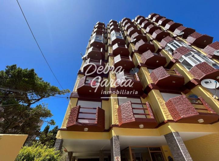 Departamento · 42m² · 2 Ambientes · 1 Cochera