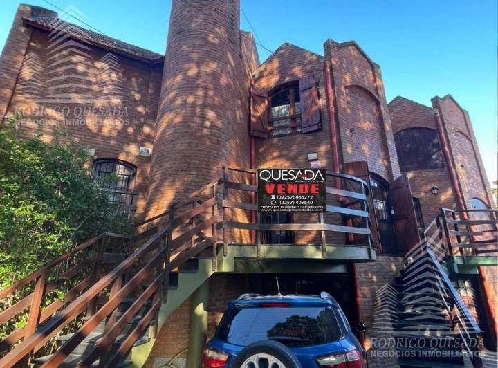 PH · 106m² · 4 Ambientes · 1 Cochera