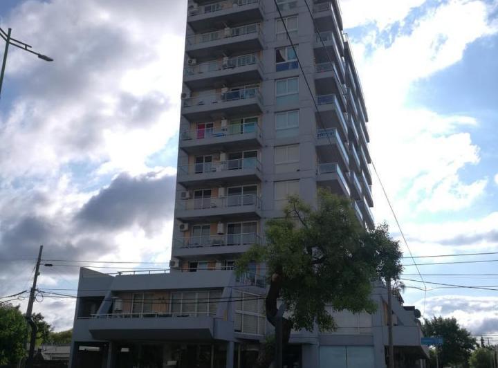Departamento · 40m² · 2 Ambientes · 1 Cochera