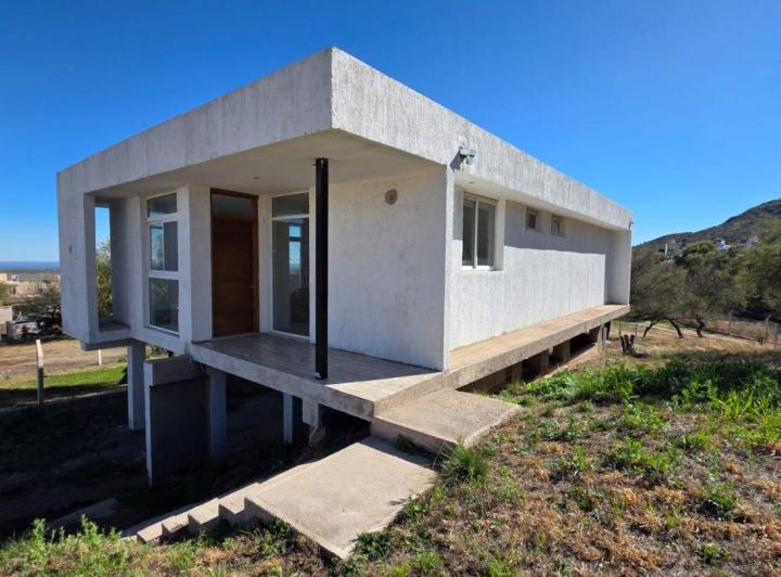 Casa · 100m² · 3 Ambientes · 1 Cochera