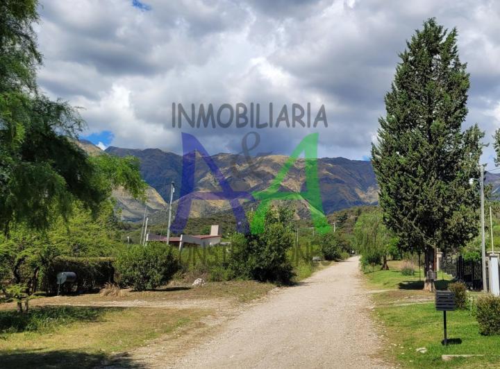 Terreno · 813m²