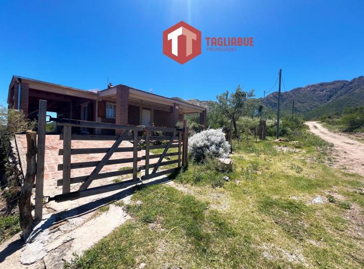 Casa · 80m² · 2 Ambientes · 2 Cocheras