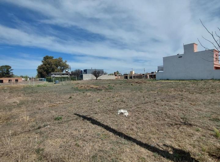 Terreno · 392m²